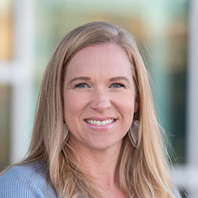 Photo of Elisabeth McNeely