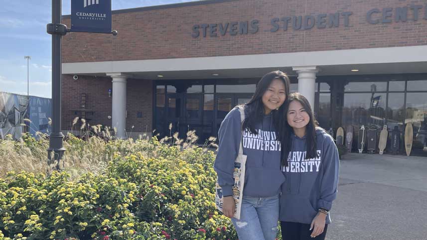 Woller (right) and Delp (left) outside the Stevens Student Center during the fall of their freshman year.