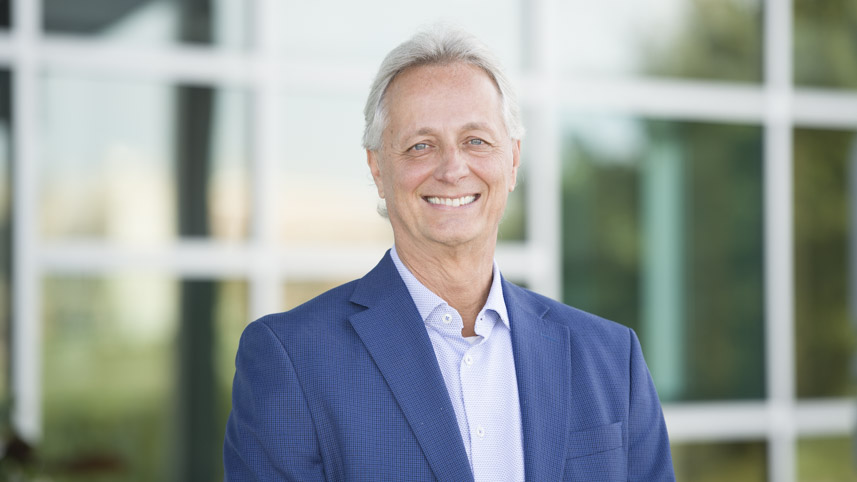 Kim Jenerette Headshot.